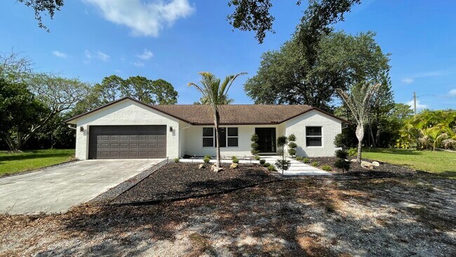 Building Photo - 17548 32nd Ln N