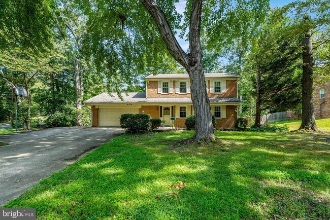 Building Photo - 8916 Braeburn Dr