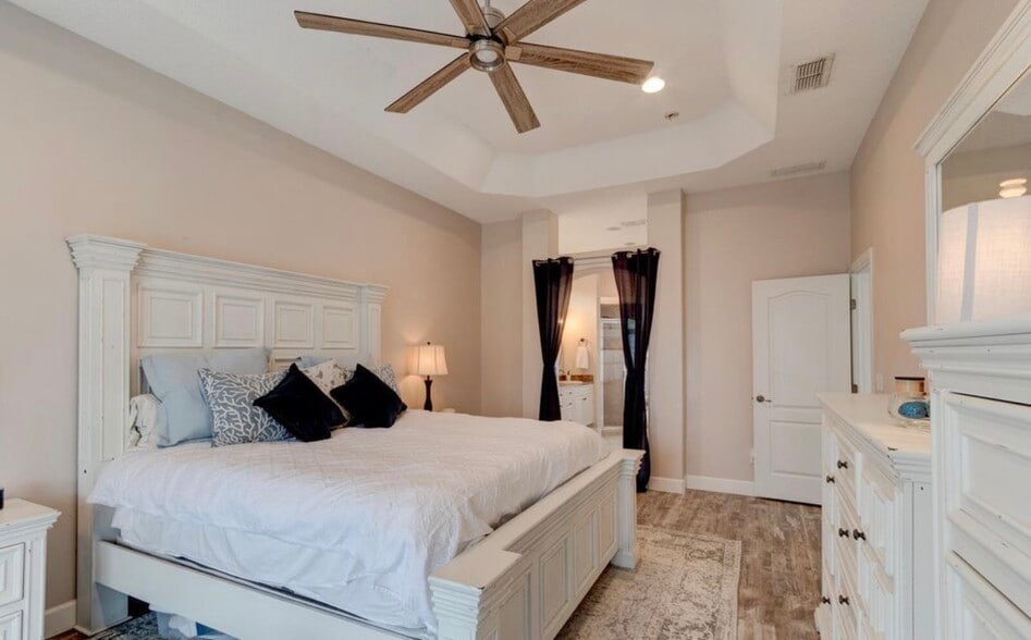 Building Photo - 6204 Morning Dr