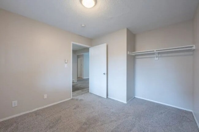 Building Photo - 1260 34th St