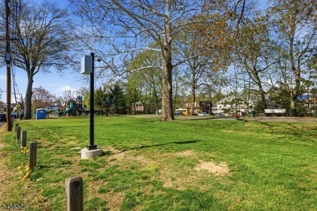 Building Photo - 39 Wilmore Rd