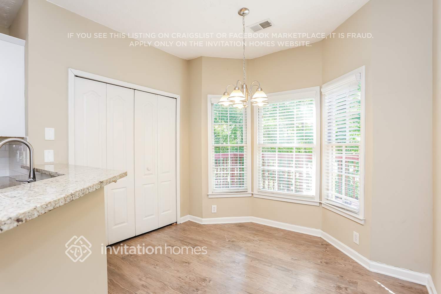 Building Photo - 1810 Fairpointe Trce