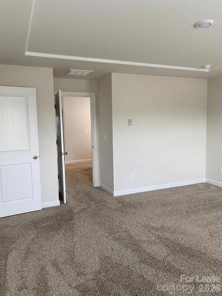 Building Photo - 11819 Midnight Wy