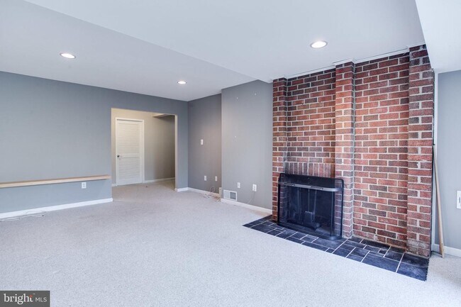 Building Photo - 11710 Indian Ridge Rd
