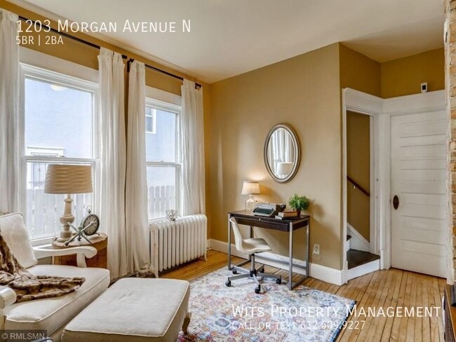 Building Photo - 1203 N Morgan Ave