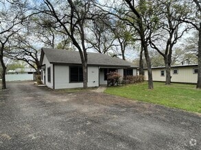 Building Photo - 4008 Pueblo Ct