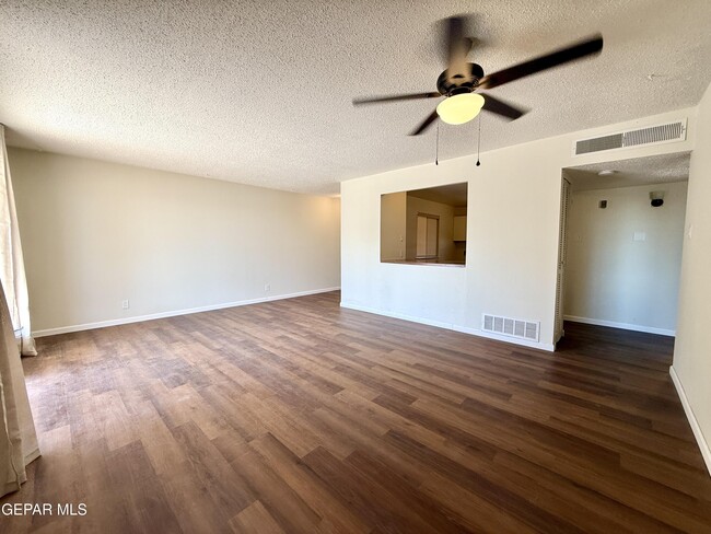 Building Photo - 2616 Pierce Ave