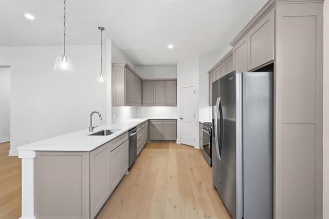 Building Photo - 205 S Atwood St