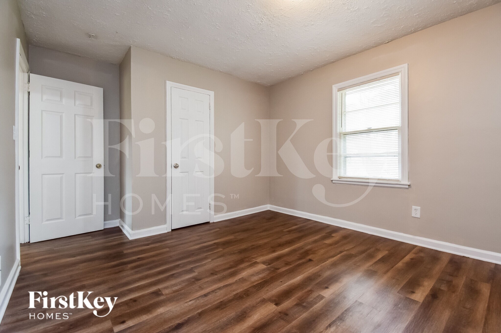 Building Photo - 3217 Sandusky Dr