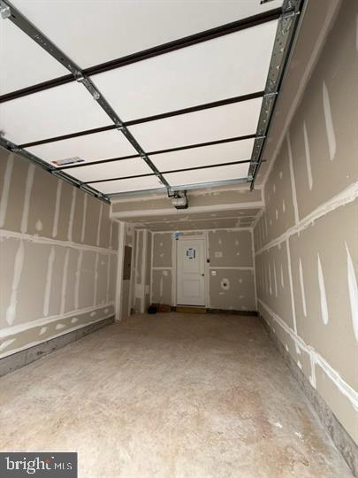 Building Photo - 5024 Longmire Wy