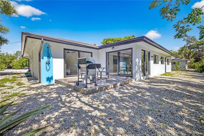 Building Photo - 1105 Skiff Pl