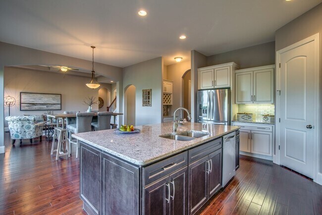 Building Photo - 1026 October Park Way