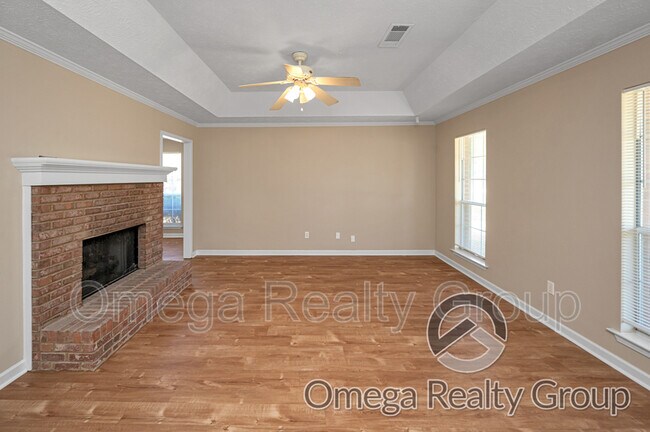 Building Photo - 536 Deer Path