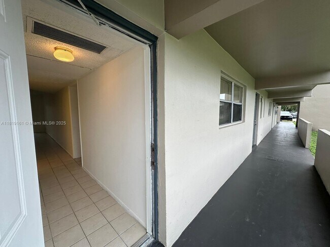 Building Photo - 8000 Fairview Dr