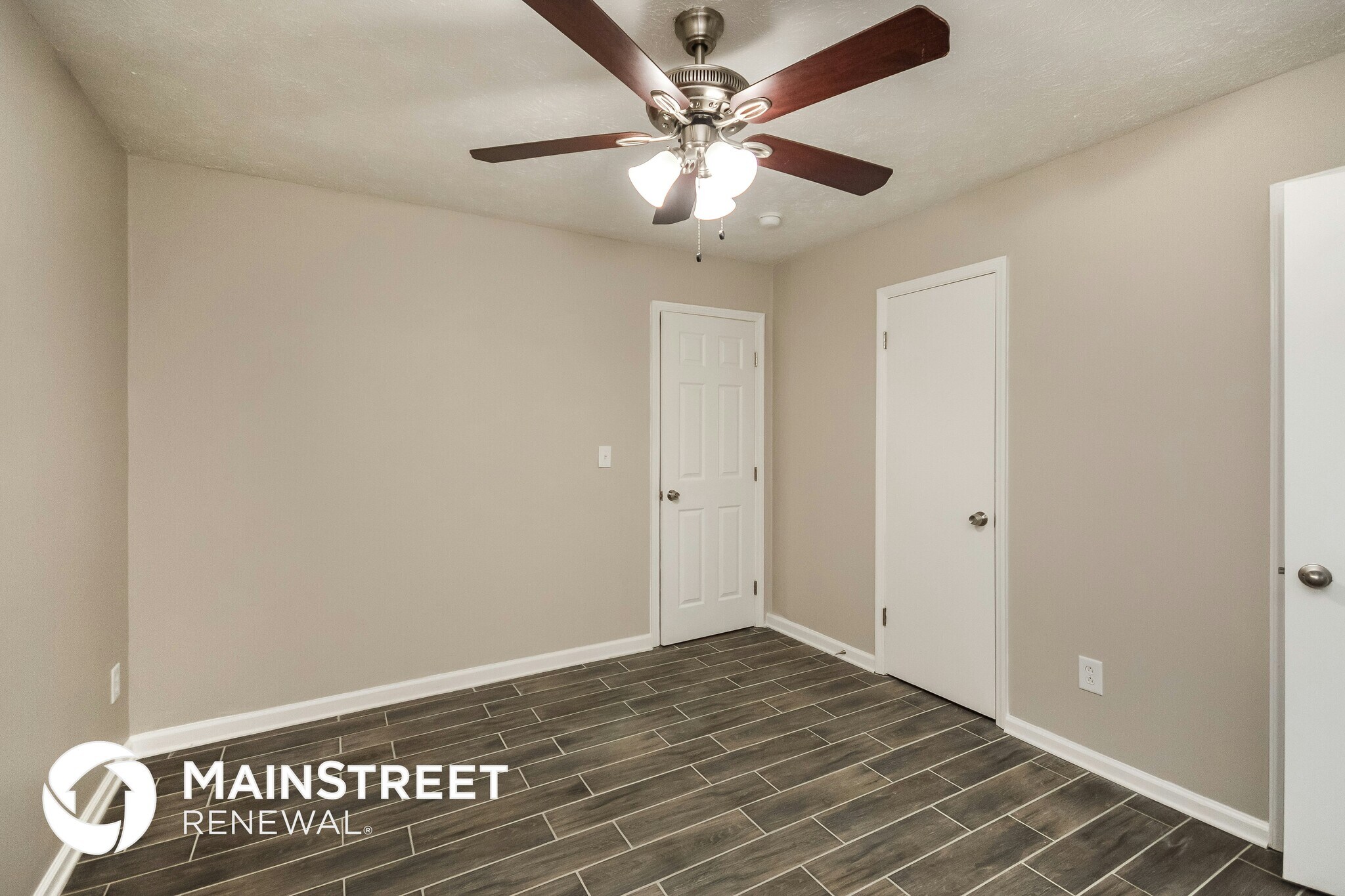Building Photo - 6096 Creekford Dr