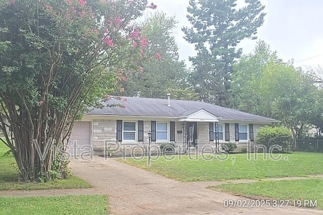 Primary Photo - 8802 Malvern Hill Rd