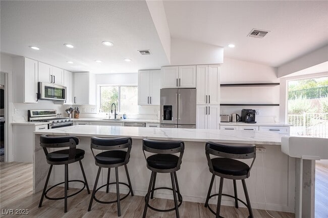 Building Photo - 9053 Firebird Dr