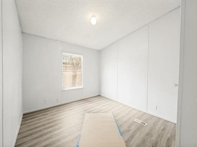 Building Photo - 6205 N Highland Cir