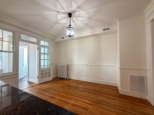 Building Photo - 1226 Jefferson St NW