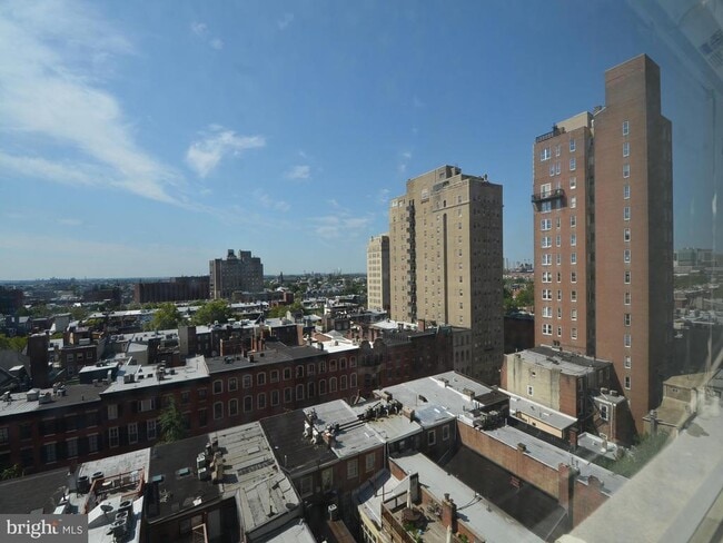 Building Photo - 1806 Rittenhouse Square