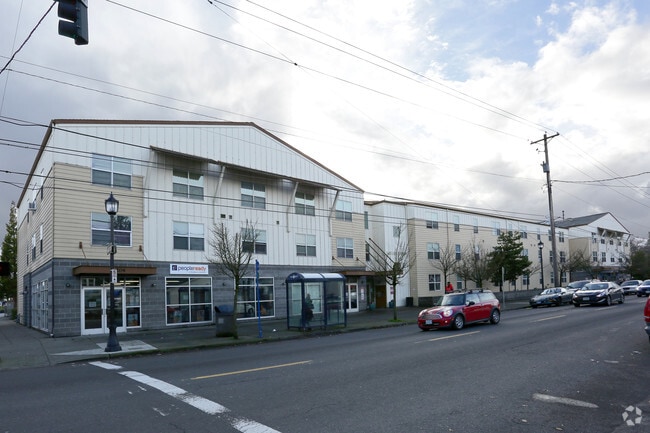 Building Photo - McCuller Crossing Apartments