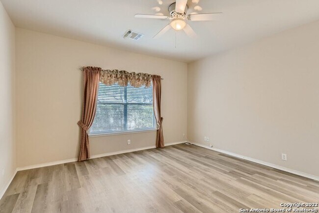 Building Photo - One-Story Beauty in Stone Oak