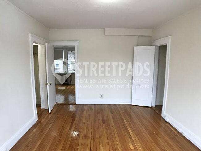 Building Photo - 1 bedroom in Boston MA 02215