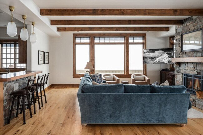 Building Photo - 12 Silver Star Drive