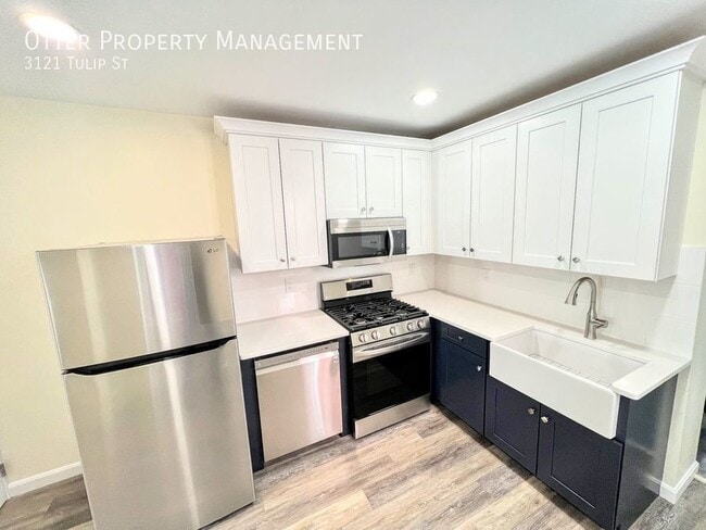 Building Photo - 3121 Tulip St