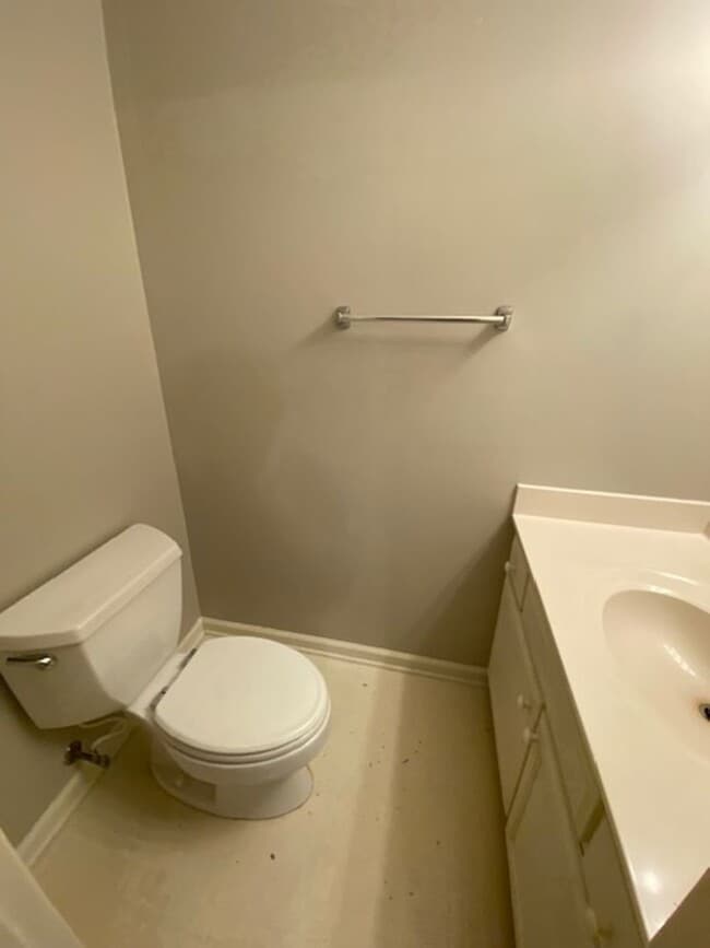 Building Photo - Burlington