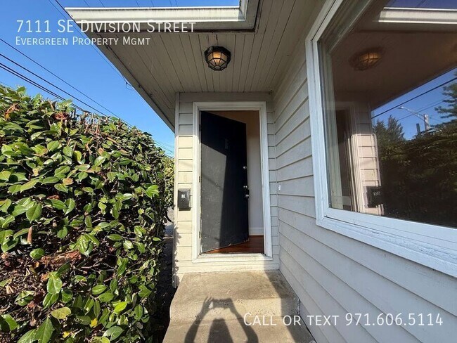 Building Photo - 7111 SE Division St