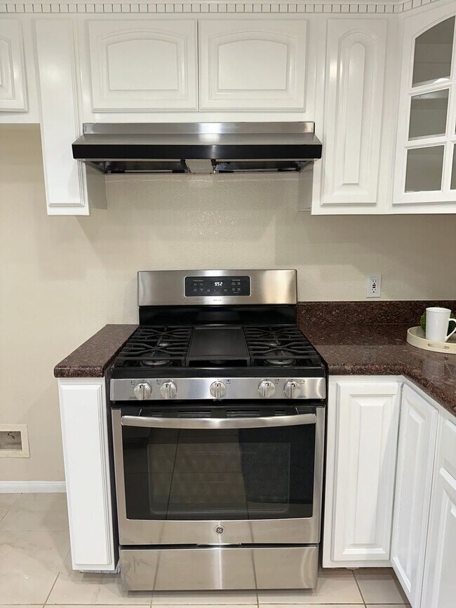 Building Photo - Secluded & Gated 10 Acre Jamul Property w/ 3 Bedroom, 3 Bathroom House and Pond