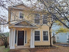 Building Photo - 2205 Melissa Oaks Ln