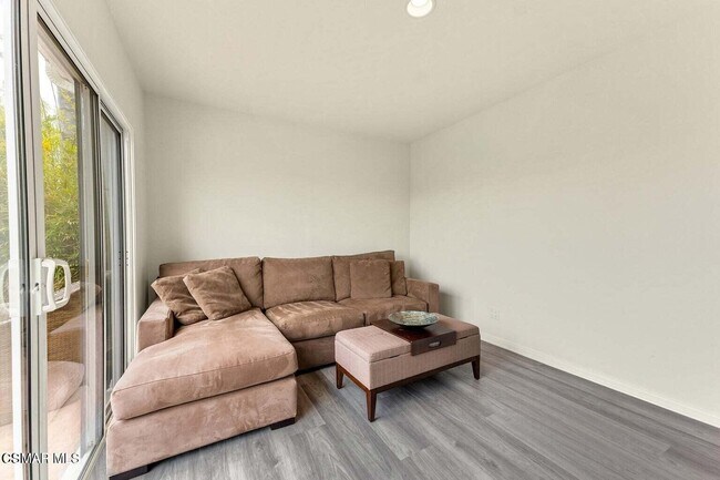 Building Photo - 22521 Blueridge Ct