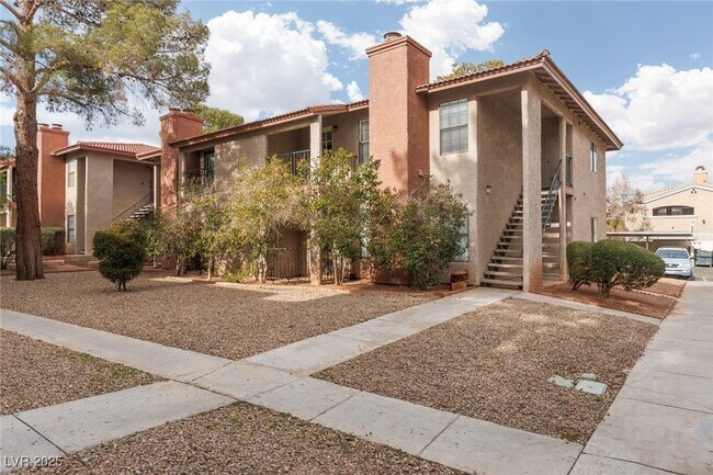 Building Photo - 5576 W Rochelle Ave.