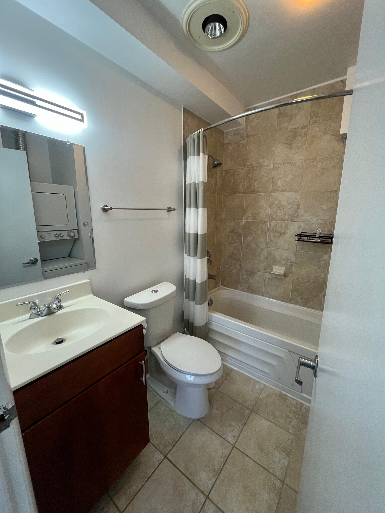 Building Photo - 1512 Marion St NW