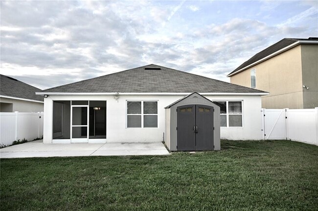 Building Photo - 1036 Bethpage Rd