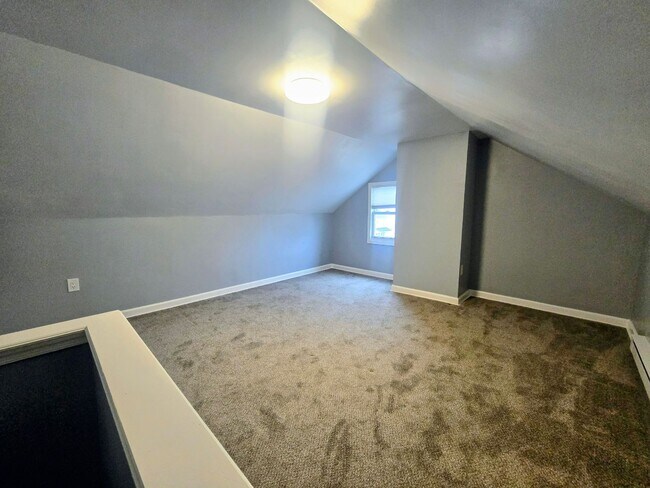 Building Photo - 1542 Washington St