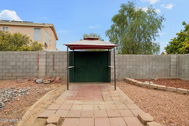 Building Photo - 15661 W Hammond Dr