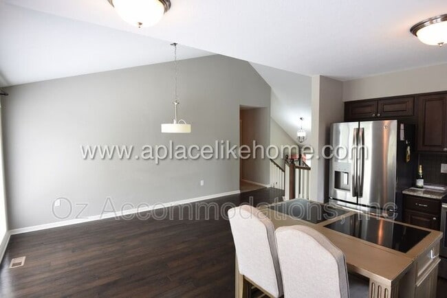 Building Photo - 6303 W 155th Pl
