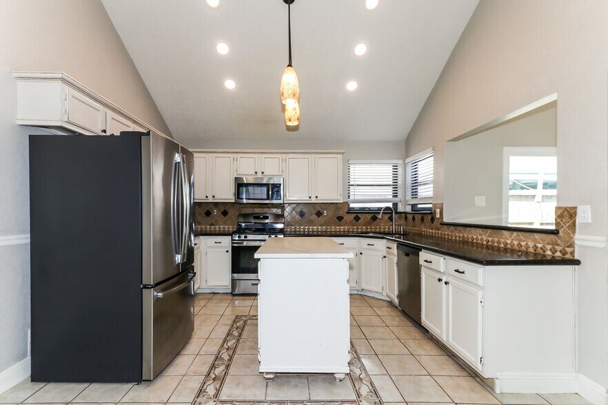 Building Photo - 4210 Hawk Meadow Dr