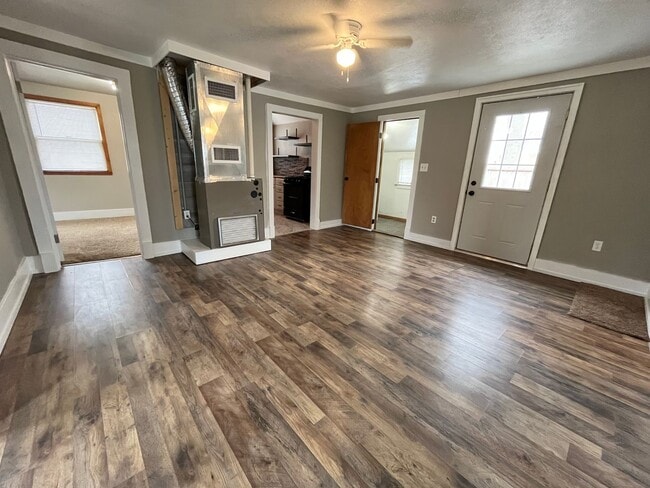 Building Photo - 2 Bed/1 Bath Ranch Home For Rent in Harrisburg, SD!