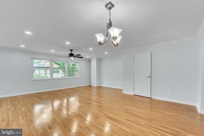 Building Photo - 64 Pickersgill Square
