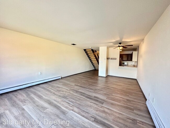 Building Photo - 2 br, 1.5 bath House - 11958 W Mill Rd. #16