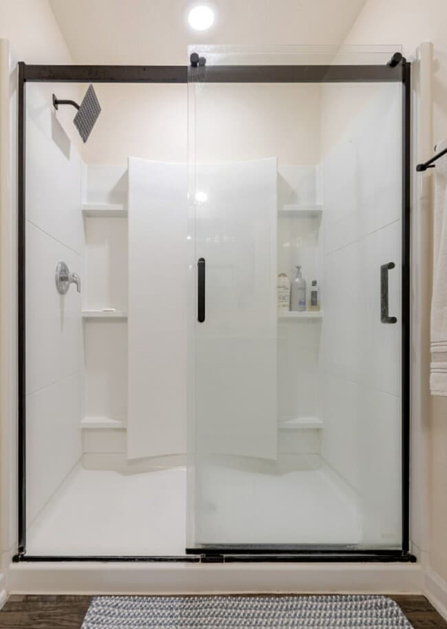 Building Photo - 3 Pinnacle Pl