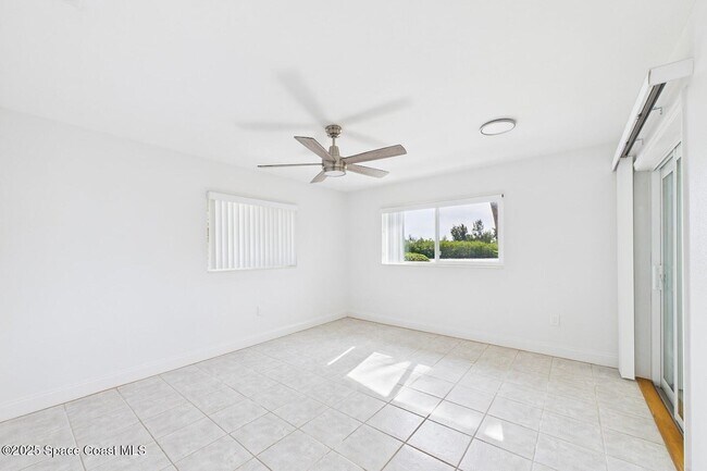 Building Photo - 778 Nassau Rd