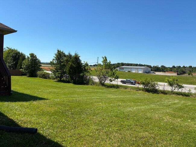Building Photo - LOCATION LOCATION Location!  Off Joe Prather Hwy 313!