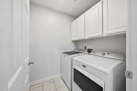 Building Photo - 5515 Crooms St