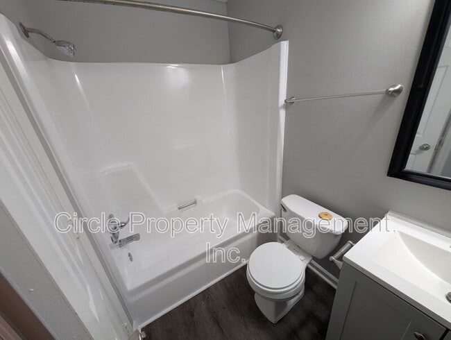 Building Photo - 4101 Hunters Ridge Dr SW