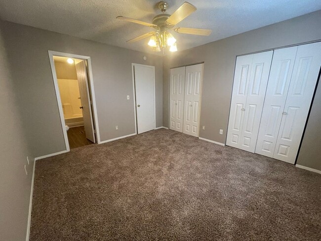 Building Photo - 2507 W 27th St